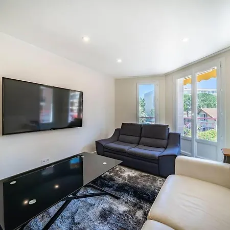 Centre Croisette * קאן